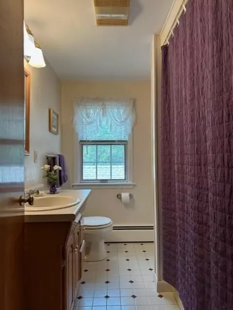 323 Thames Ave, Warwick, RI 02886 photo 19