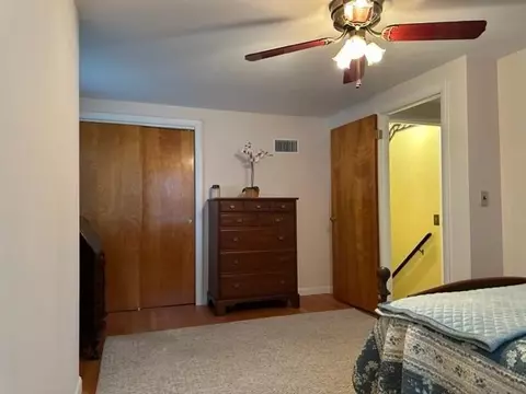 323 Thames Ave, Warwick, RI 02886 photo 17