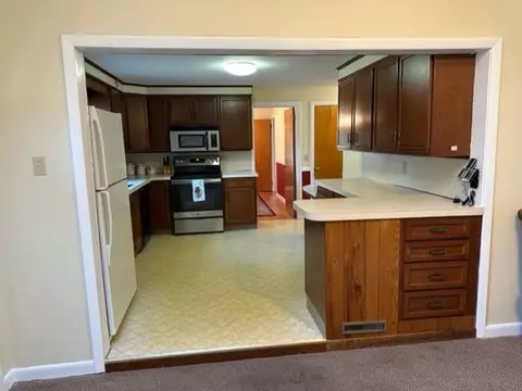 323 Thames Ave, Warwick, RI 02886 photo 7