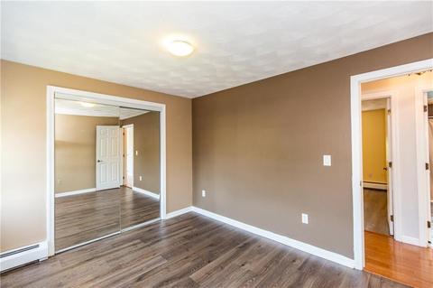 35 Stephanie Ct, Warwick, RI 02889 photo 13
