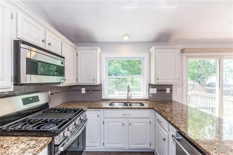 35 Stephanie Ct, Warwick, RI 02889 photo 9