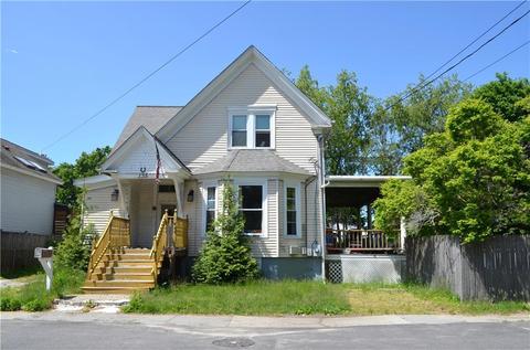135 Norwood Ave, Warwick, RI 02888