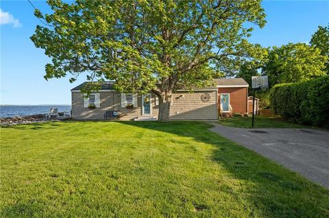 10 Avon Ave, Warwick, RI 02889 photo 16