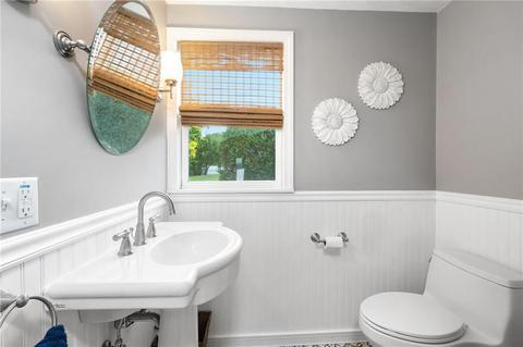 10 Avon Ave, Warwick, RI 02889 photo 33
