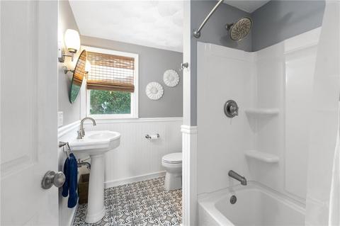 10 Avon Ave, Warwick, RI 02889 photo 34