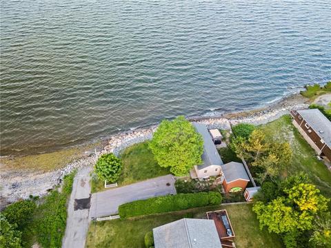 10 Avon Ave, Warwick, RI 02889 photo 5