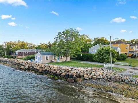 10 Avon Ave, Warwick, RI 02889 photo 3