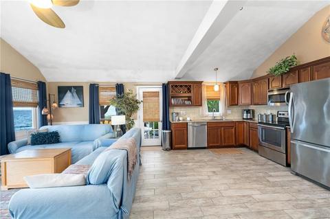 10 Avon Ave, Warwick, RI 02889 photo 22