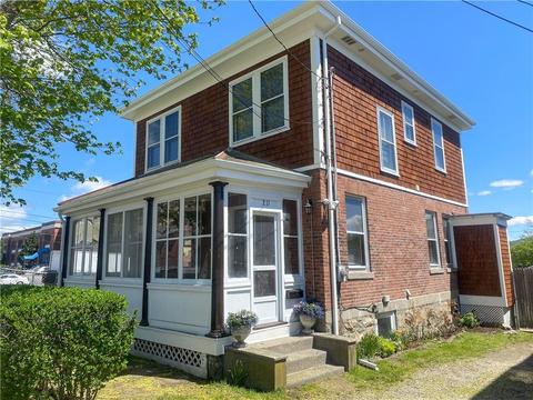 211 Third St, Newport, RI 02840