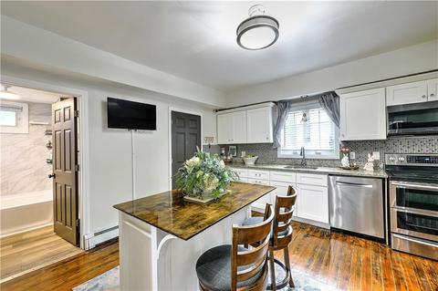 120 Center St, Woonsocket, RI 02895 photo 8