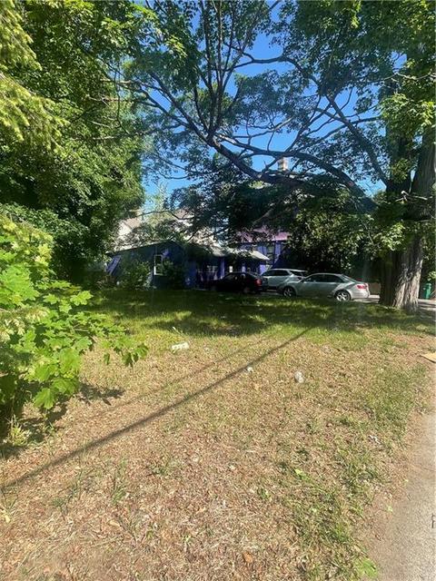 215 Carrington Ave, Woonsocket, RI 02895 photo 4
