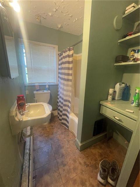 215 Carrington Ave, Woonsocket, RI 02895 photo 14