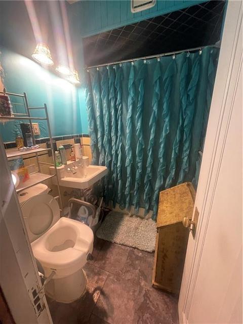 215 Carrington Ave, Woonsocket, RI 02895 photo 8