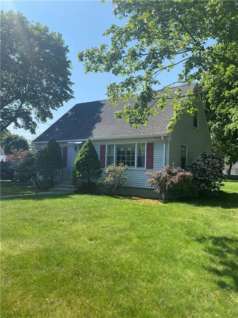 44 Johnson Ave, Warwick, RI 02886 photo 2