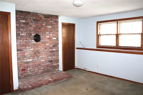 197 Ray Ave, Woonsocket, RI 02895 photo 13