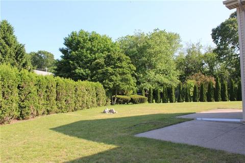 197 Ray Ave, Woonsocket, RI 02895 photo 22