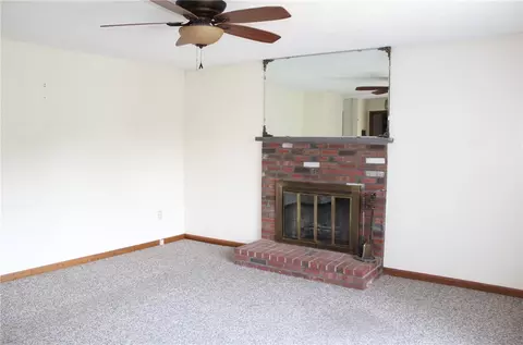 197 Ray Ave, Woonsocket, RI 02895 photo 8