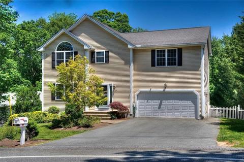 219 Old River Rd, Lincoln, RI 02865