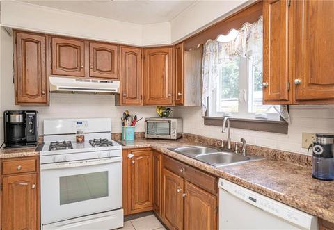 104 Winthrop St, Fall River, MA 02721 photo 18