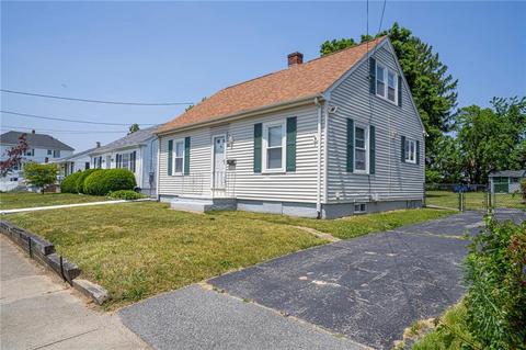 104 Winthrop St, Fall River, MA 02721 photo 4