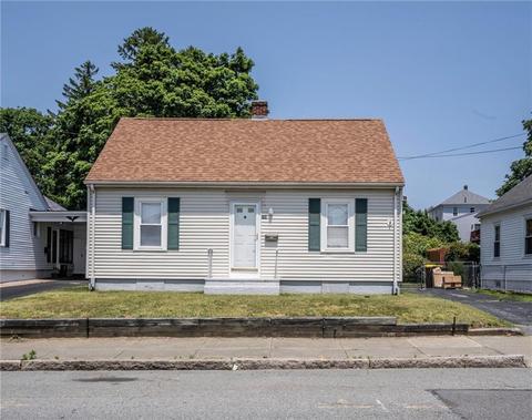 104 Winthrop St, Fall River, MA 02721 photo 3