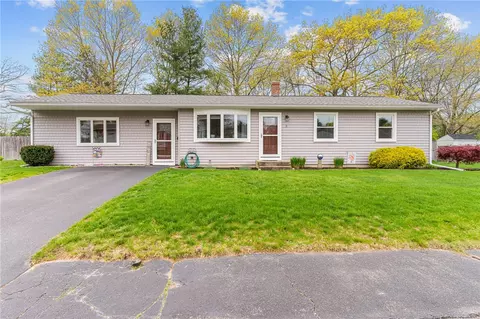 5 Lydia Rd, Coventry, RI 02816