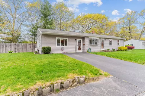 5 Lydia Rd, Coventry, RI 02816 photo 4