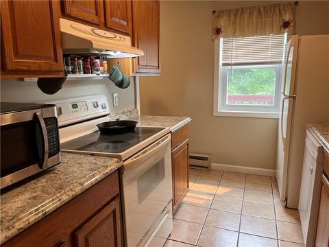 14 Apache Dr #A, Westerly, RI 02891 photo 4