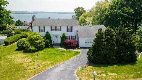 259 Taylor Rd, Portsmouth, RI 02871