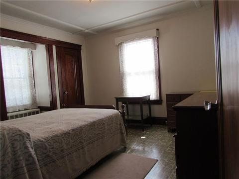 100 Blakeley St, Woonsocket, RI 02895 photo 3