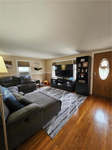 83 Merida Ave, Woonsocket, RI 02895 photo 8