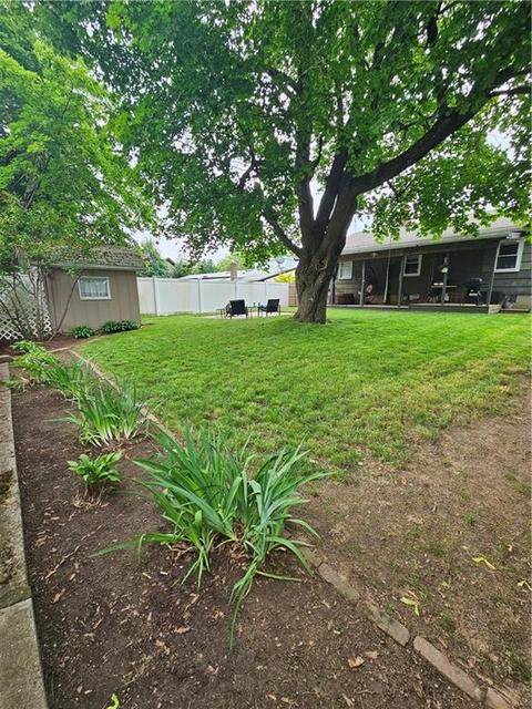 83 Merida Ave, Woonsocket, RI 02895 photo 31