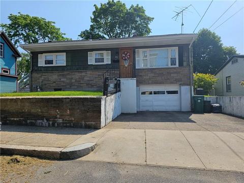 83 Merida Ave, Woonsocket, RI 02895 photo 1