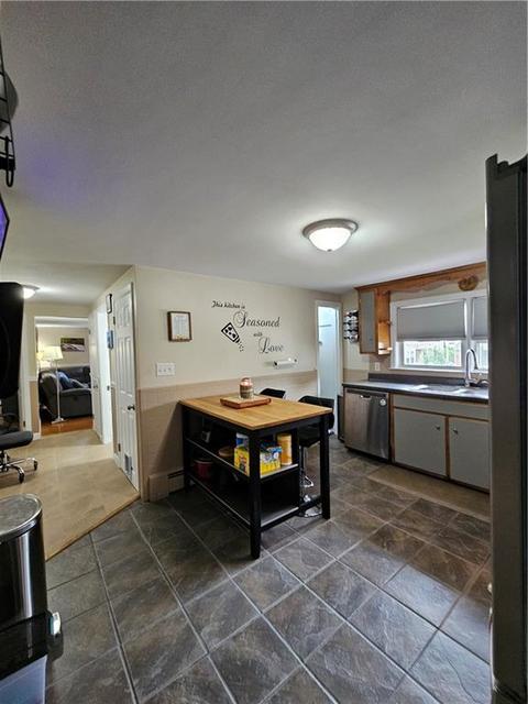 83 Merida Ave, Woonsocket, RI 02895 photo 18
