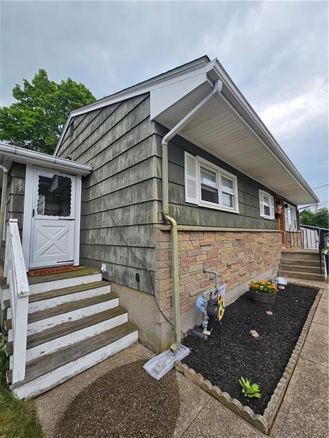 83 Merida Ave, Woonsocket, RI 02895 photo 6
