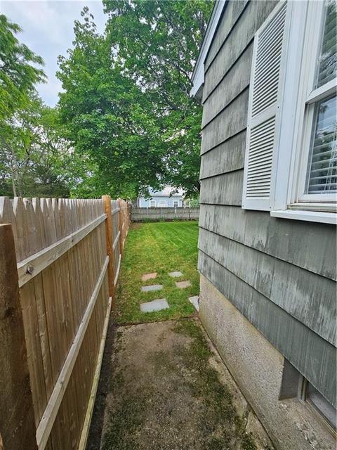 83 Merida Ave, Woonsocket, RI 02895 photo 29
