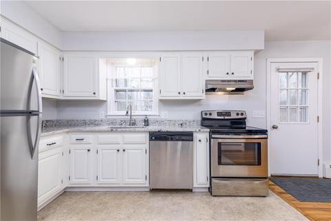 5 Holly Dr, Westerly, RI 02891 photo 9