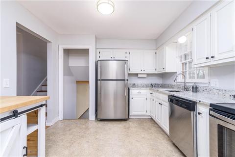 5 Holly Dr, Westerly, RI 02891 photo 6