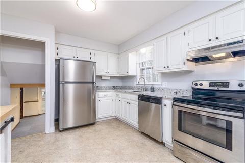 5 Holly Dr, Westerly, RI 02891 photo 5