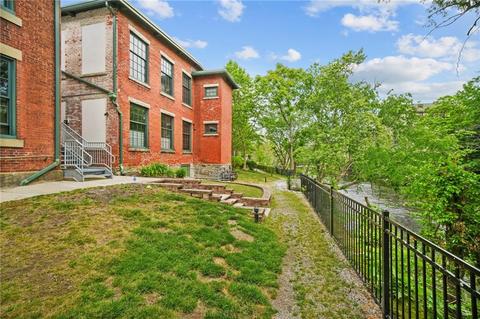 99 Allen St #109, Woonsocket, RI 02895 photo 3