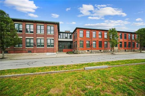 99 Allen St #109, Woonsocket, RI 02895 photo 1