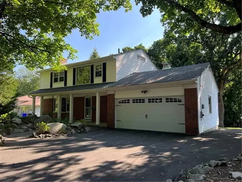 697 Woodward Rd, North Providence, RI 02904
