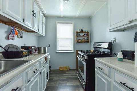 1262 Mendon Rd, Woonsocket, RI 02895 photo 8