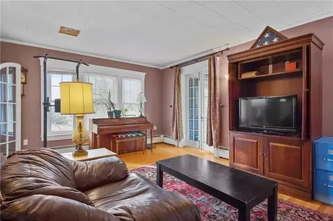 137 Oakley Rd, Woonsocket, RI 02895 photo 21