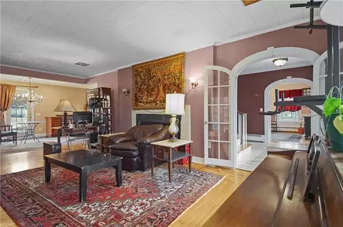 137 Oakley Rd, Woonsocket, RI 02895 photo 23