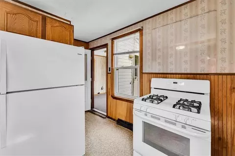414 Logee St, Woonsocket, RI 02895 photo 15
