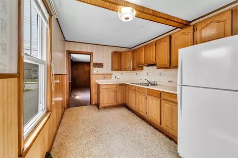 414 Logee St, Woonsocket, RI 02895 photo 12