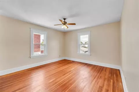 414 Logee St, Woonsocket, RI 02895 photo 33