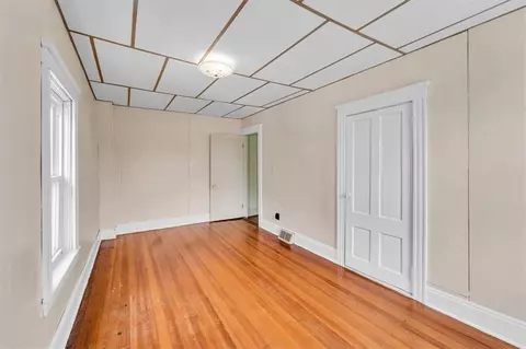 414 Logee St, Woonsocket, RI 02895 photo 32