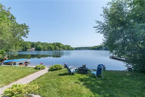 12 Birch Dr, Exeter, RI 02822 photo 2